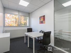 Regus | Bourg-la-Reine, Stop &amp; Work Bourg-la-Reine