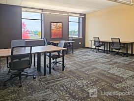 Regus || WI, Eau Claire - Oakwood Mall Dr