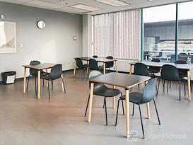 Regus | BC, Richmond - Commerce Court