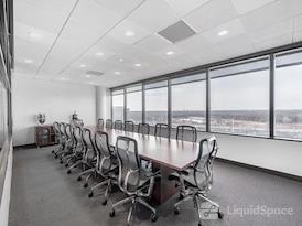 Regus | Illinois, Schaumburg - 1600 Corporate Center