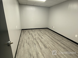 Perfect Office Solutions - Lanham 2 - 7404 Executive