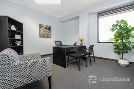 (CTR) Centerstone Plaza