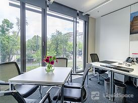 Signature | Dusseldorf Koenigsallee 61