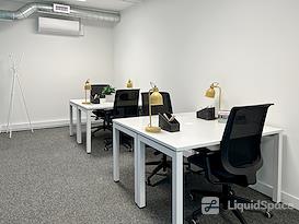 Regus | London, 123 Disraeli Road
