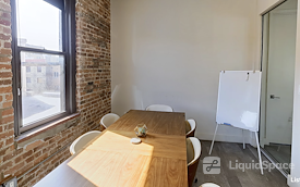 Class & Co - Williamsburg