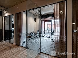 Colony | One Silk St