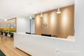 Regus | Tokyo Yokohama Blue Avenue