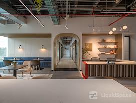 Hines | The Square at 498 Avenida