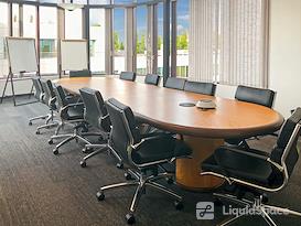 Regus | BC, Richmond - Commerce Court