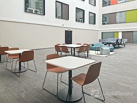 Regus | Lesquin, Atrium