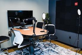 Frequency Coworking and Events