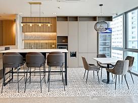 Regus | Quezon City, One Vertis Plaza