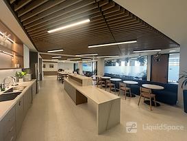 Signature | Paris, 72 Faubourg St Honoré