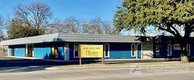 Boxer - 405 E Bolt Street