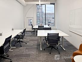 SPACES | IL, Chicago-  1 N State Street