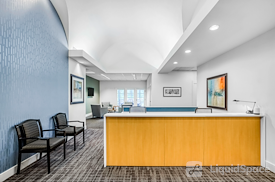 Regus | River Park Center