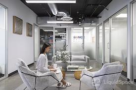 BLANKSPACES Hollywood Sunset