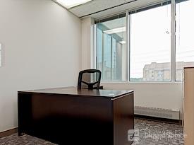 Regus | ON, Markham - 7300 Warden Ave