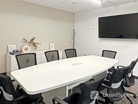 Regus | NJ, Monmouth Junction - Route 1
