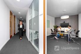 Regus | Dusseldorf, Koe-Bogen