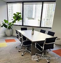 Group Office Space 24