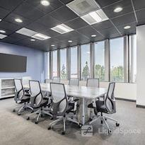 Regus || Commerce Corporate Center