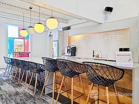 Regus | Charlotte - 3117 Whiting Avenue