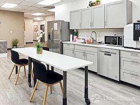 HQ | CA, Santa Clarita- Sierra Hwy