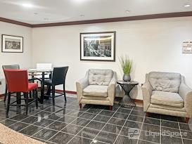 Regus | CT, Enfield - King St