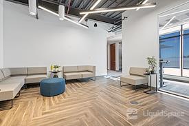 Office Evolution - Golden