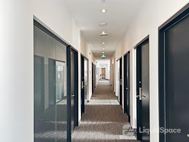 SPACES | BC, Surrey - The Professional Center