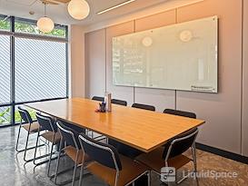 SPACES | Bangkok, Suthi Building