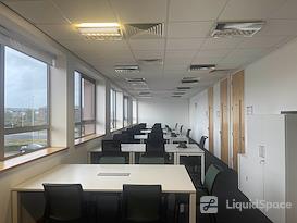 Regus | Leicester Grove Park