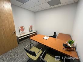 Carr Workplaces - Embarcadero Center