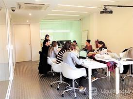 Start2bee - Carrer dels Albigesos