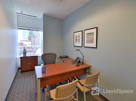 Regus | Downtown Wells Fargo Tower