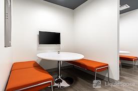 SPACES | PA, Philadelphia - Commerce Square