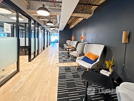 SPACES || WA, Seattle-  1601 5th Avenue