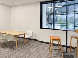 Regus | CA, Costa Mesa - Harbor Blvd