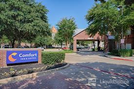 Comfort Inn & Suites Dallas North by the Galleria