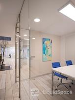 Cwork Coworking Barcelona - Grace