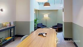 FORA | Warnford Court