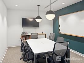 Regus | Scottsdale - Scottsdale Quarter