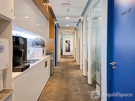 Regus | XIAN, Capita Mall Office