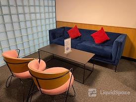 WeWork 247 Park