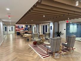 Carr Workplaces - Tysons