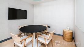 WeWork Two Horizon Center
