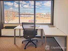 HQ | MI, Lansing – West Lake Lansing