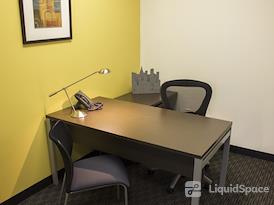 Regus | Landmark Center