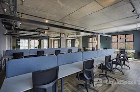 Colony | One Silk St